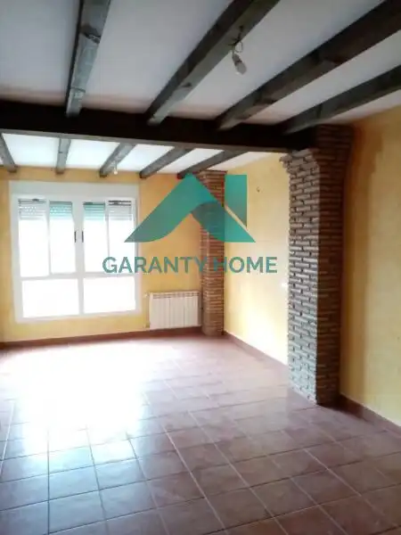 Casa de 200 m² en Cáceres