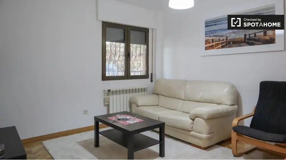 Habitación 240 m², Madrid