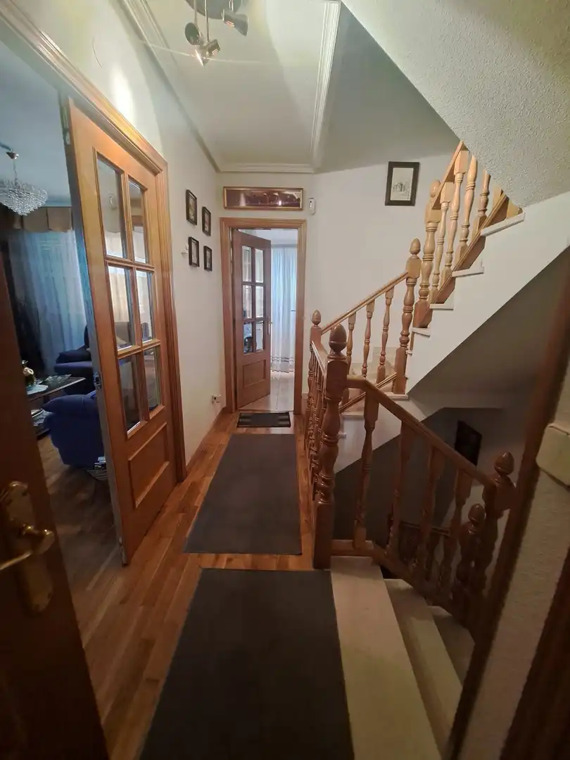 Casa de 250 m² en Ávila