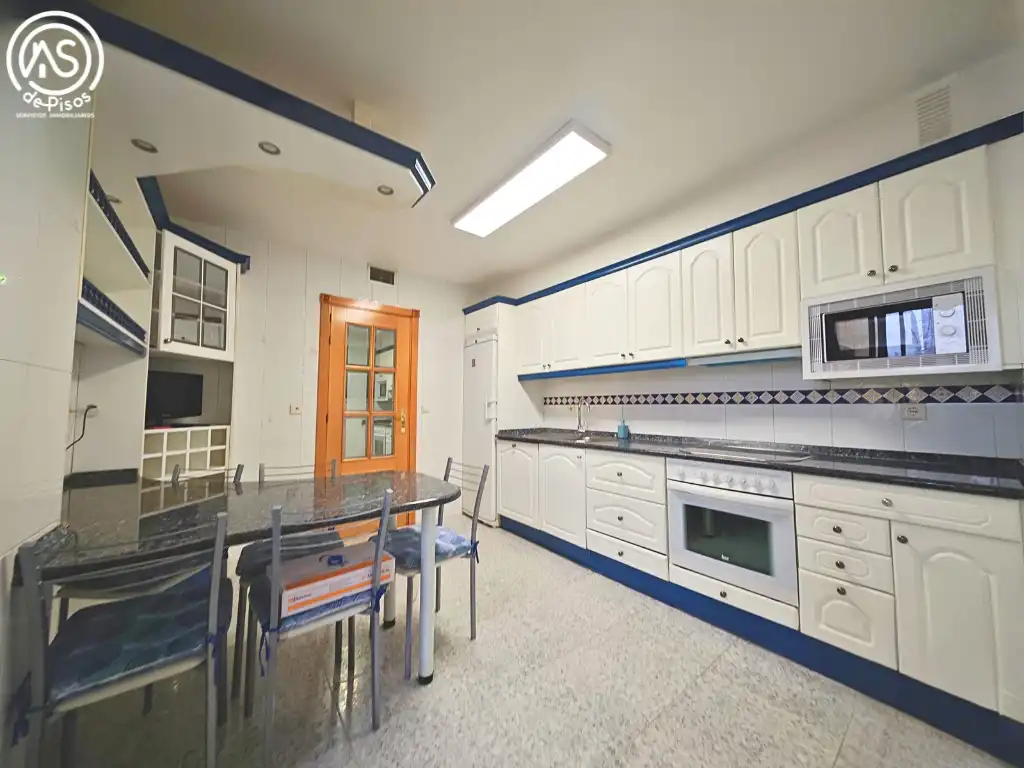 Piso de 165 m² en Zaragoza