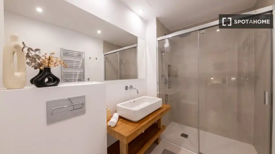 Habitació de lloguer, Madrid