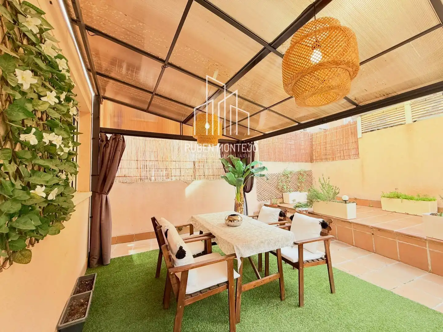 Piso de 140 m² en Castellanos de Moriscos