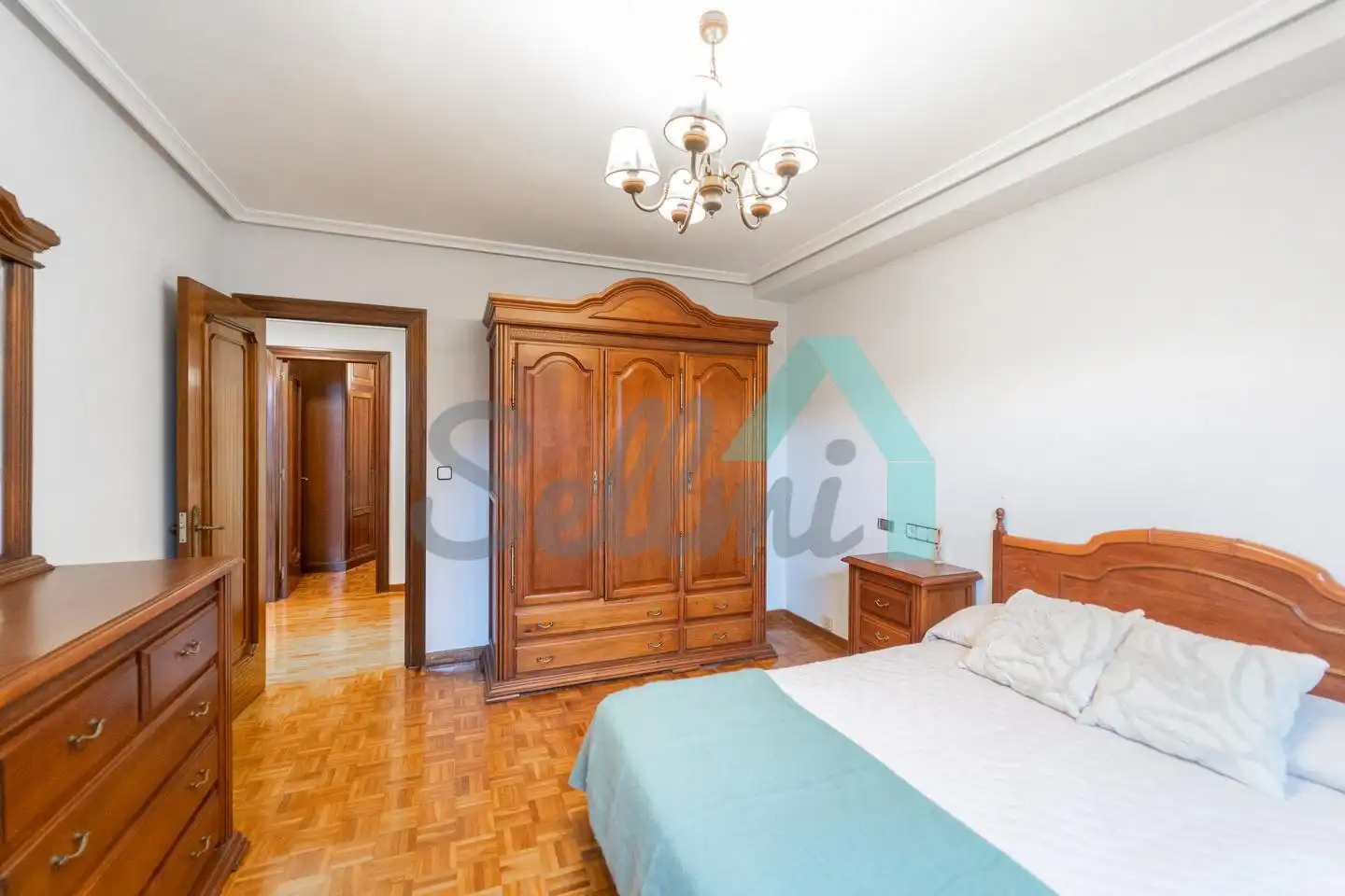 Piso de 107 m² en Oviedo