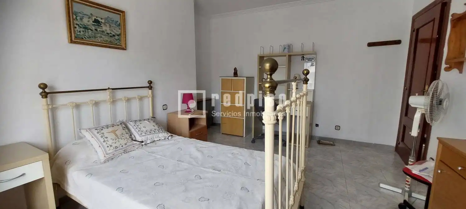 Casa de 202 m² en Cebolla