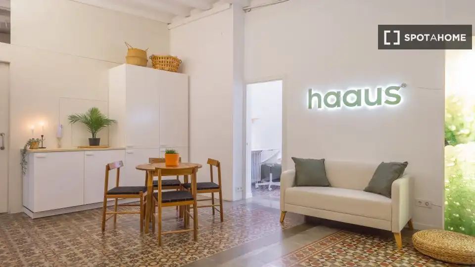 Habitación 350 m², Barcelona