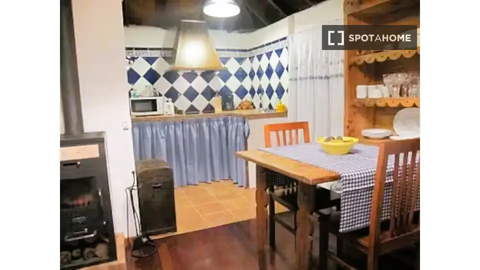Habitación 86 m², Santa Úrsula