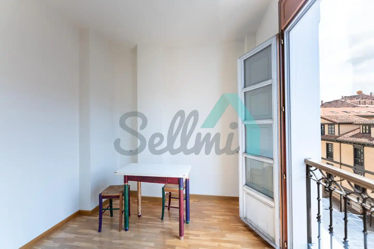 Piso de 69 m² en Oviedo