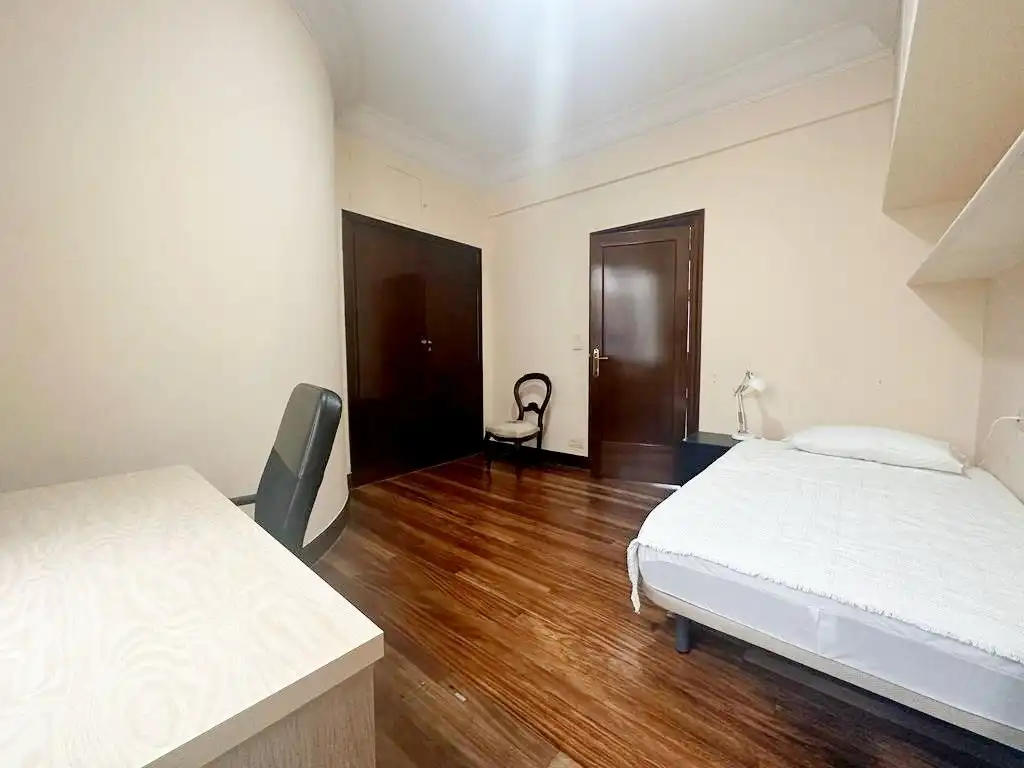 Wohnung 210 m² in Bilbao