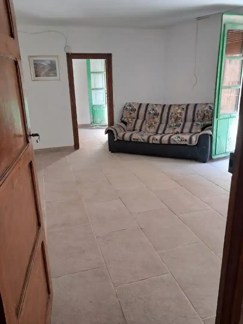 Piso de 699 m² en Magallón