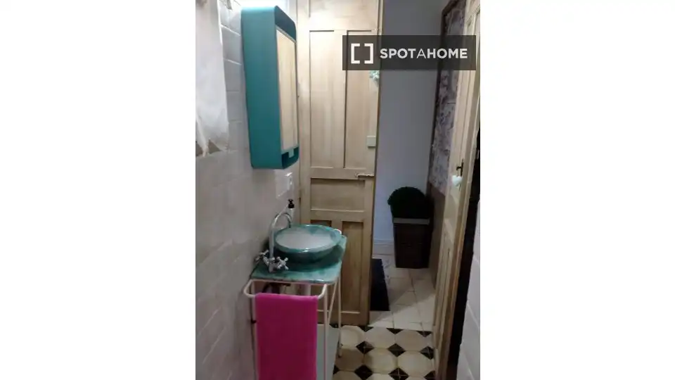 Habitación 104 m², Córdoba