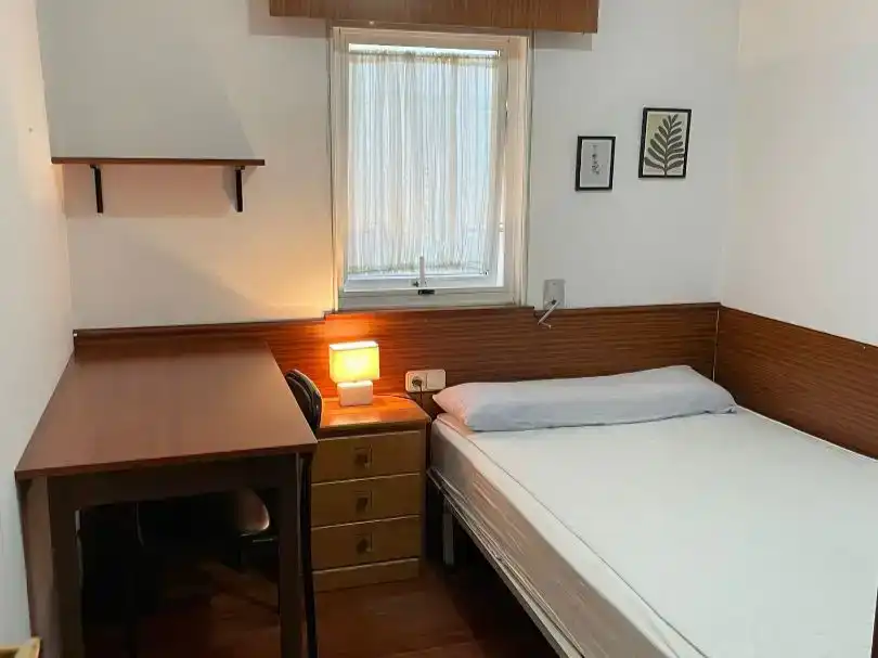 Piso de 80 m² en Oleiros