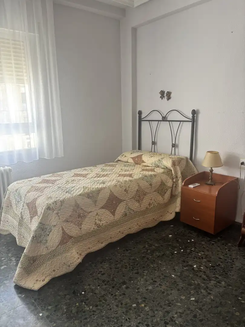 Quarto para alugar, Albacete