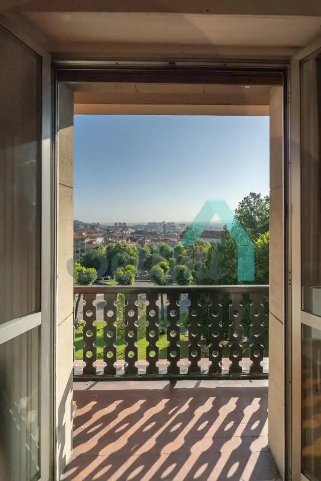 Piso de 212 m² en Oviedo
