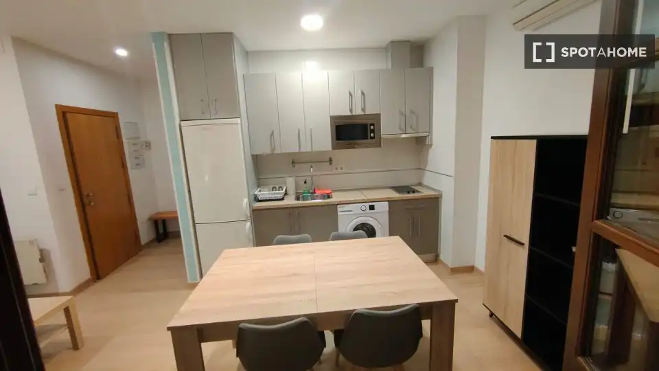 Habitación 63 m², Granada