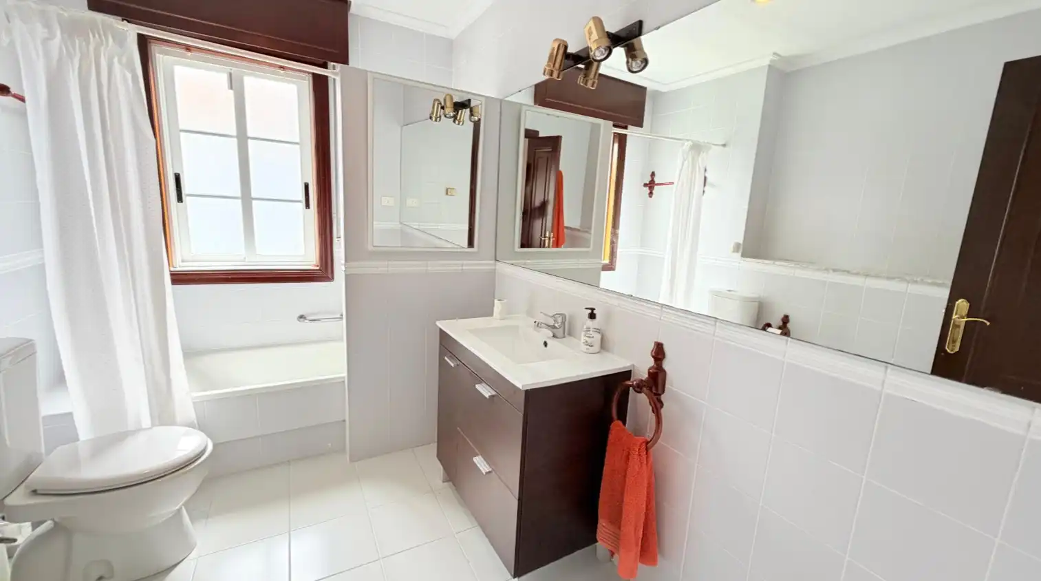Casa de 300 m² en Baiona