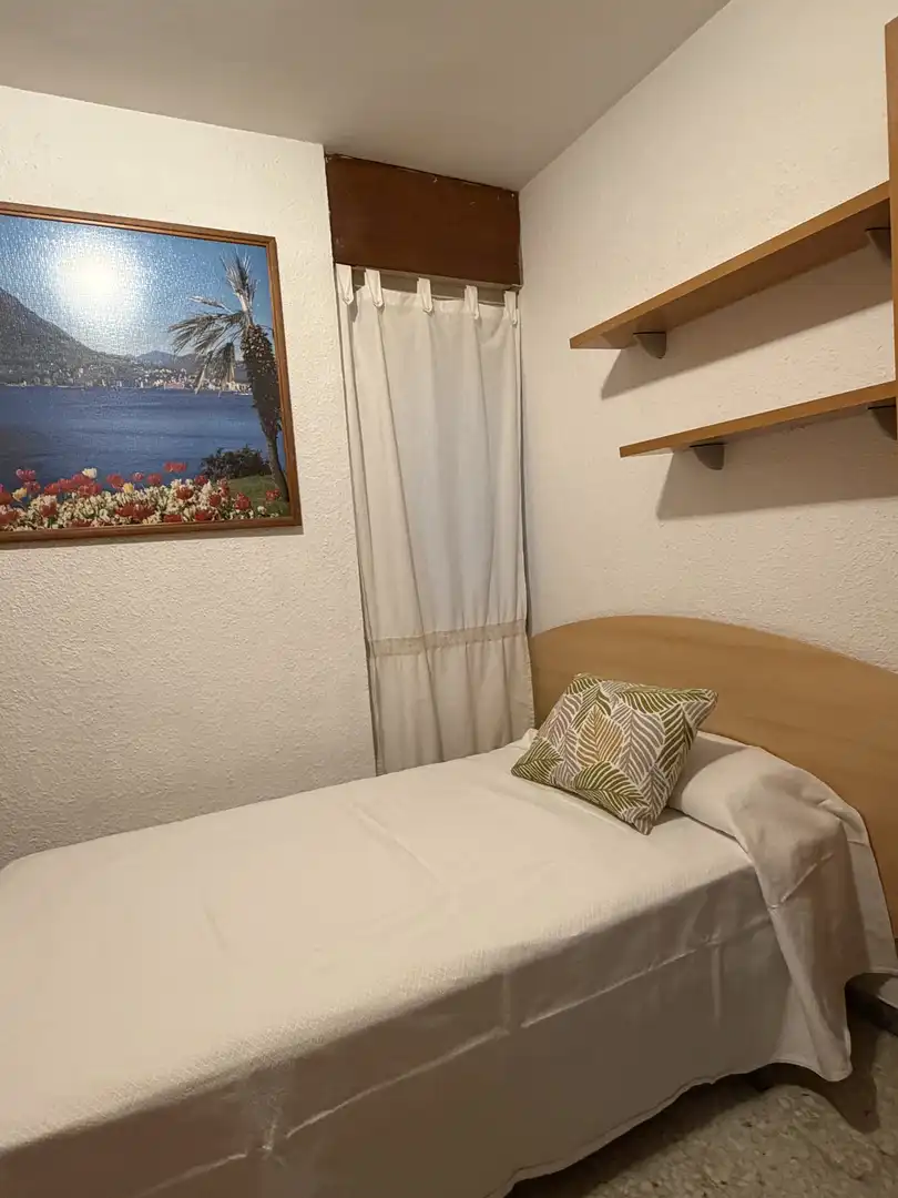 Habitación 100 m², Barbastro