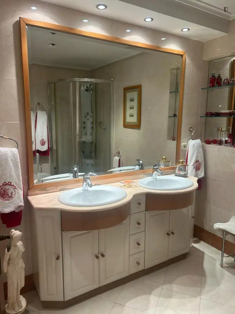 Habitación en alquiler, Villa del Prado