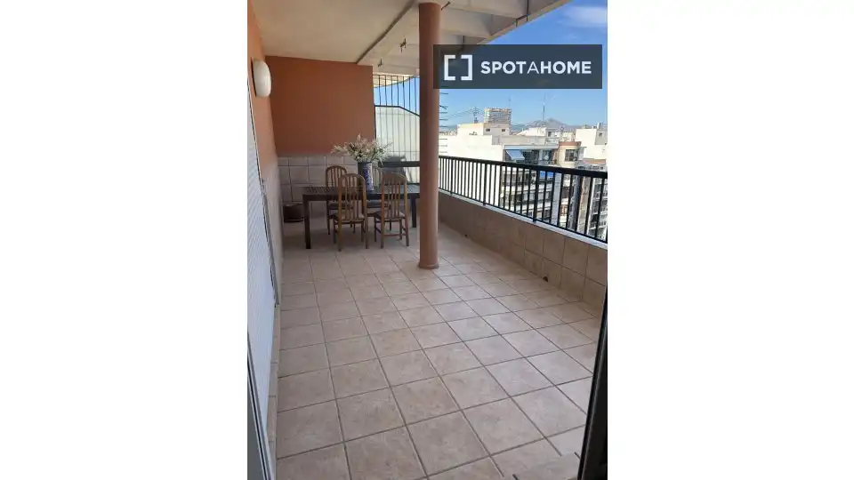 Habitación 167 m², Alicante