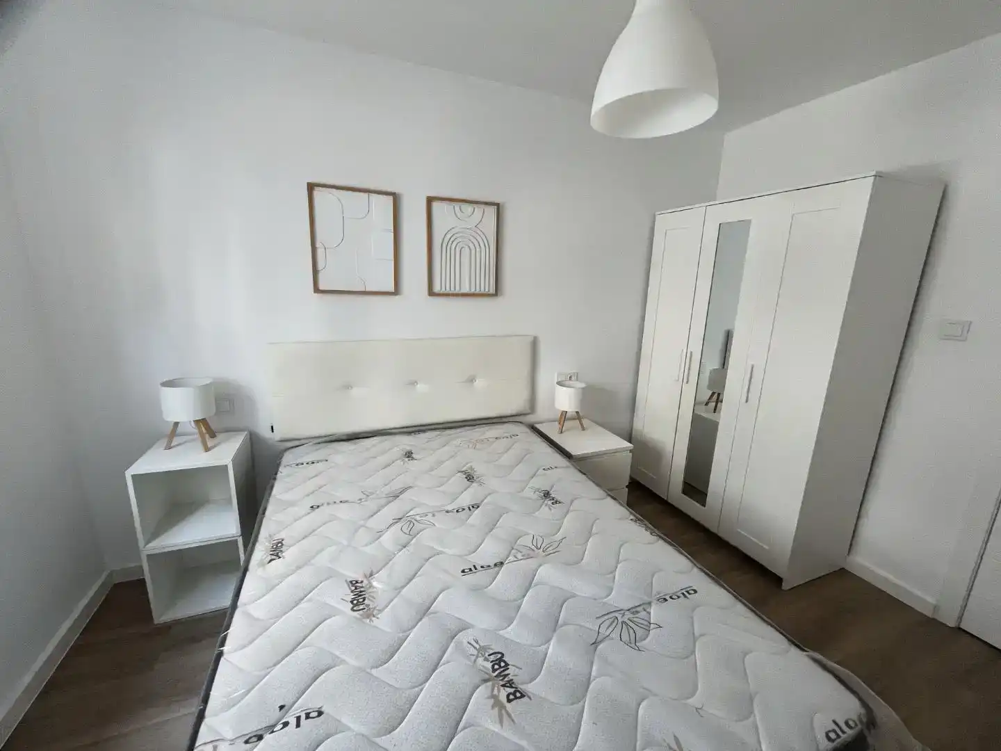 Habitació de lloguer, Oviedo