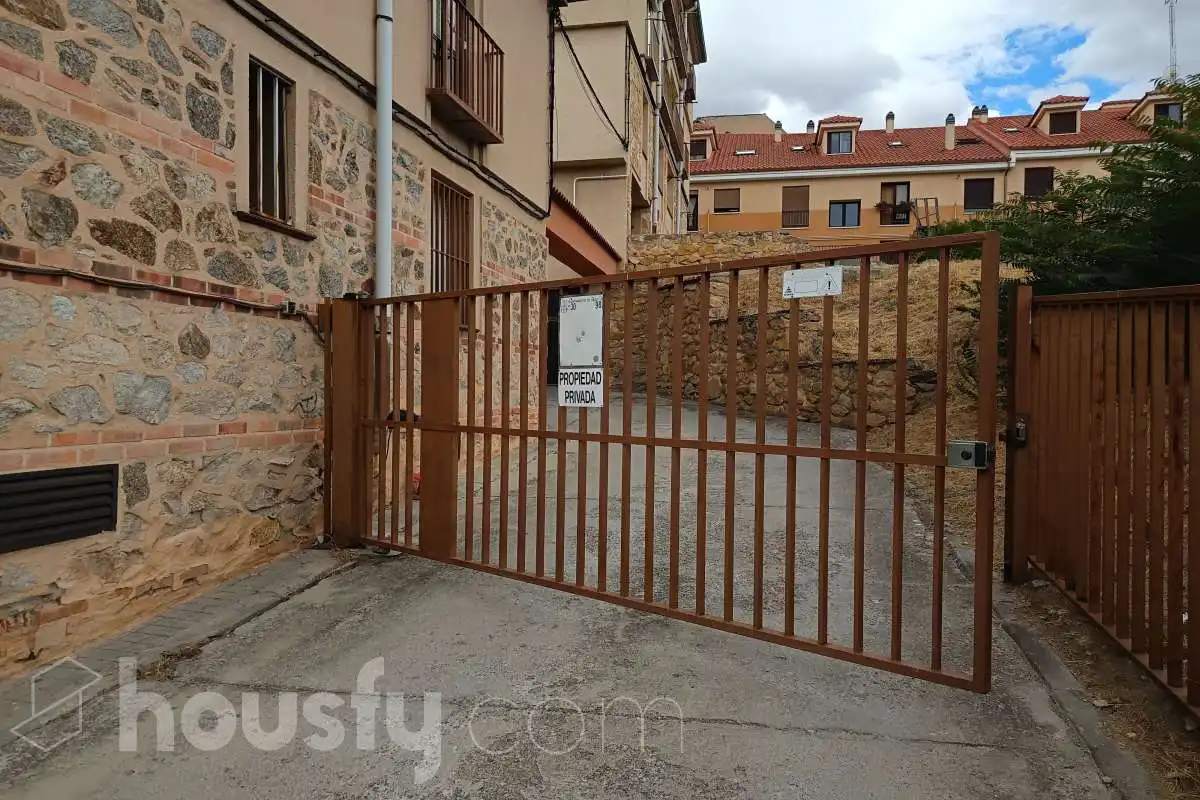 Piso de 90 m² en Segovia