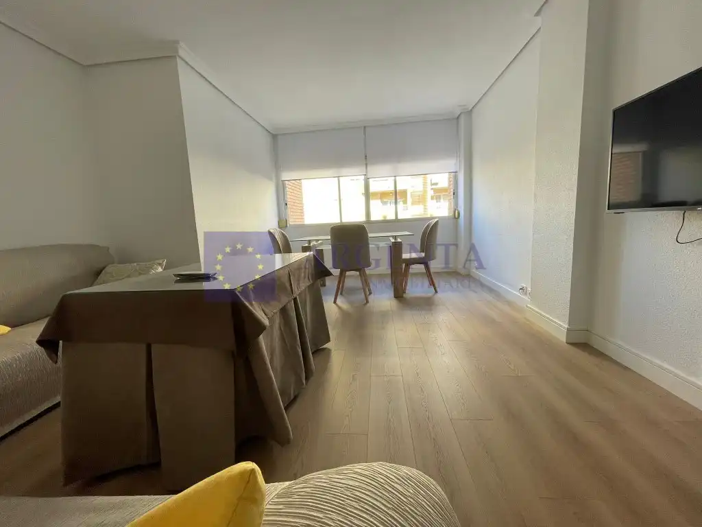 Piso de 90 m² en Cáceres