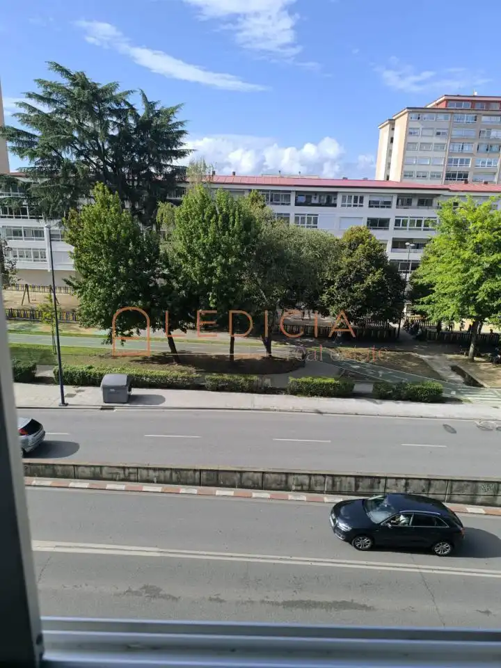 Piso de 90 m² en Vigo