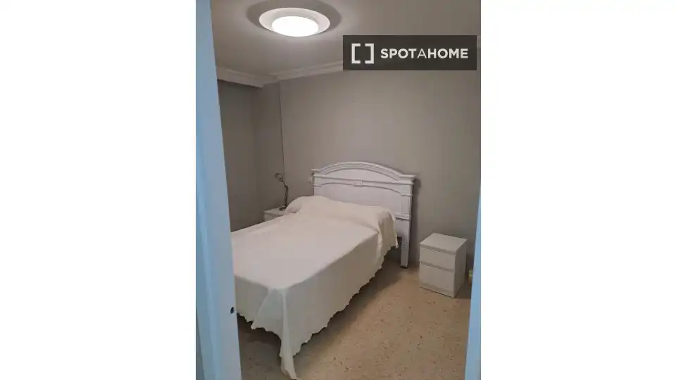 Habitación 150 m², Sevilla
