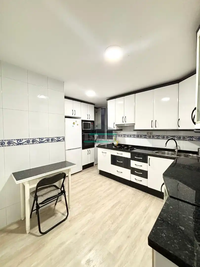 Piso de 111 m² en Granada
