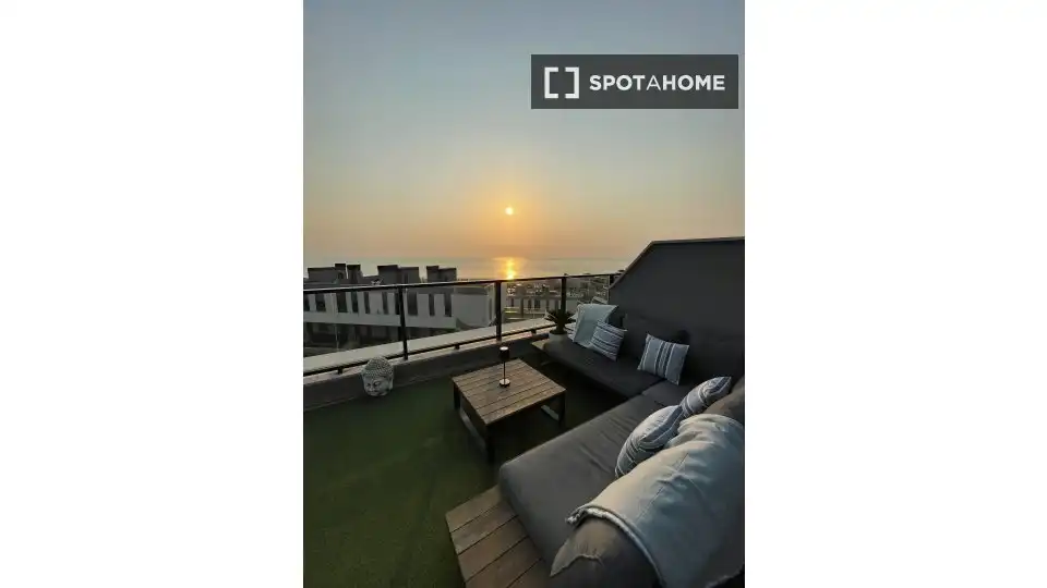 Habitación 104 m², Santa Pola