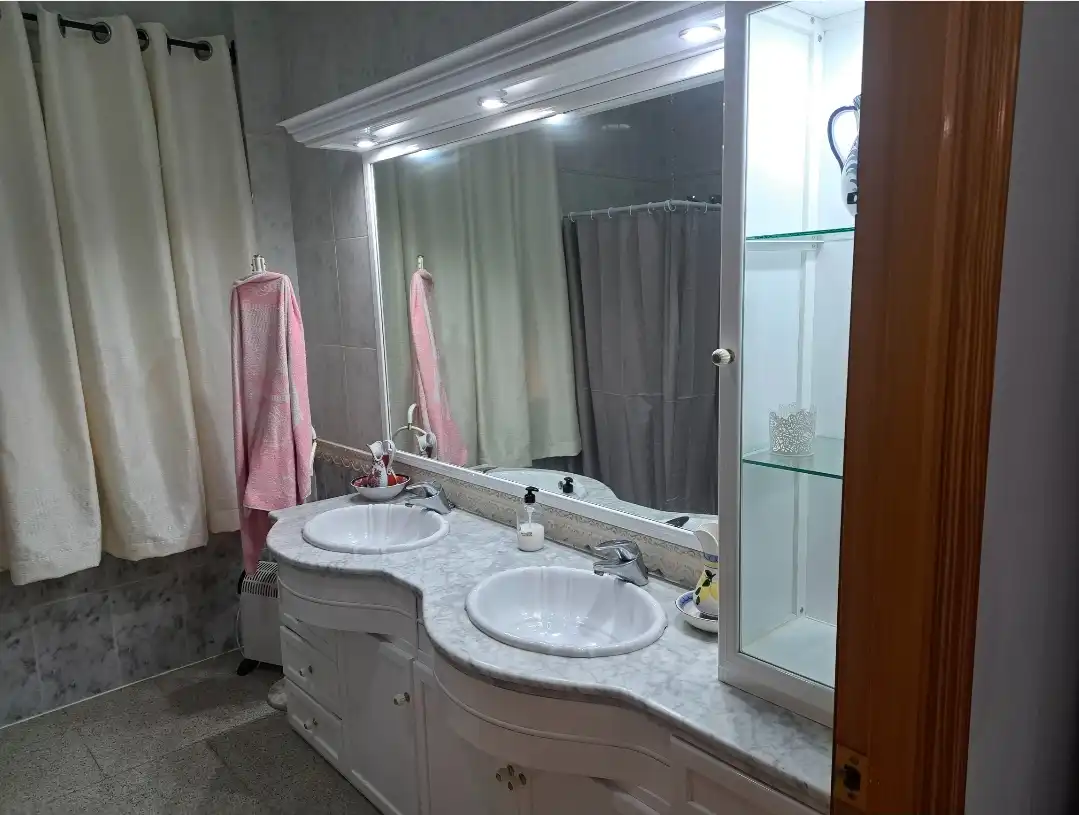 Haus 180 m² in Dos Hermanas