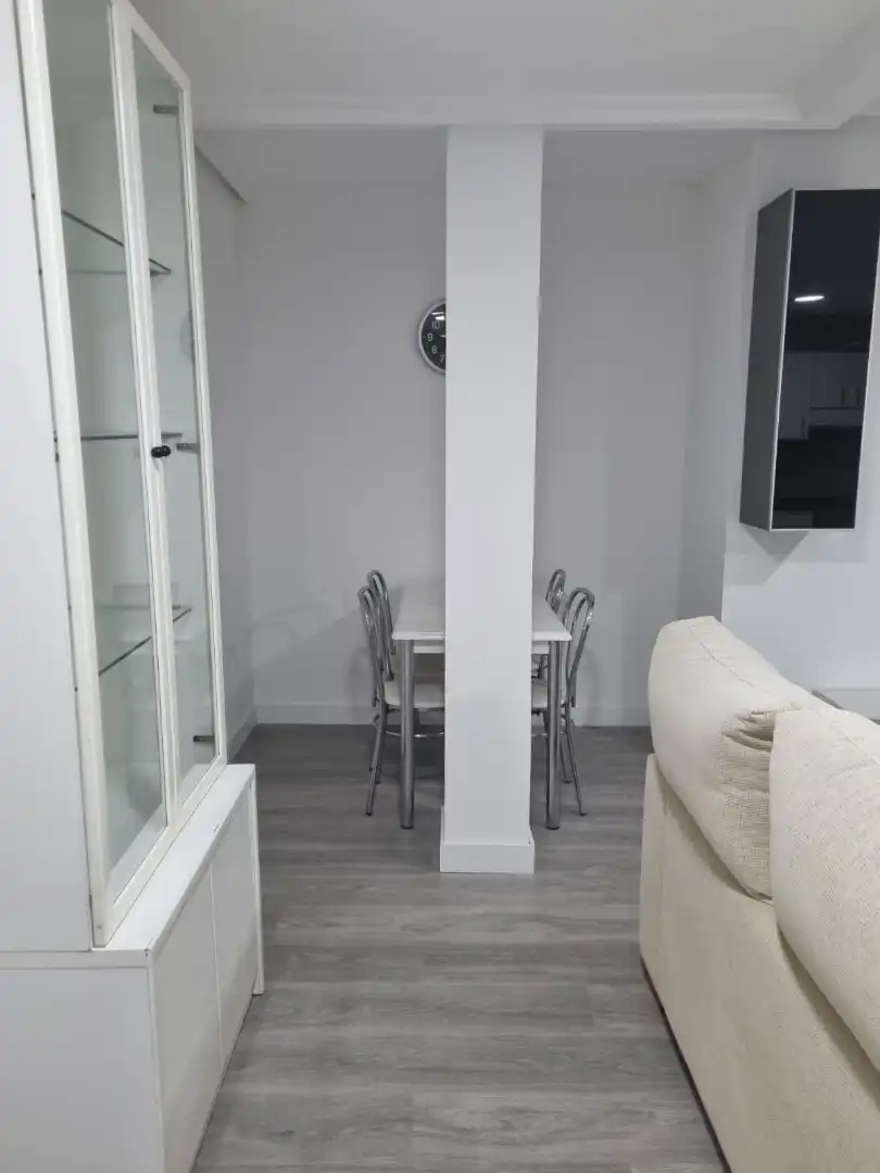 Habitación 120 m², Ávila