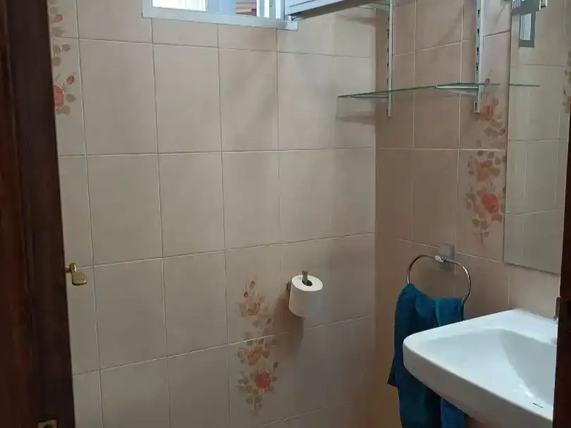 Habitación 100 m², Cabra