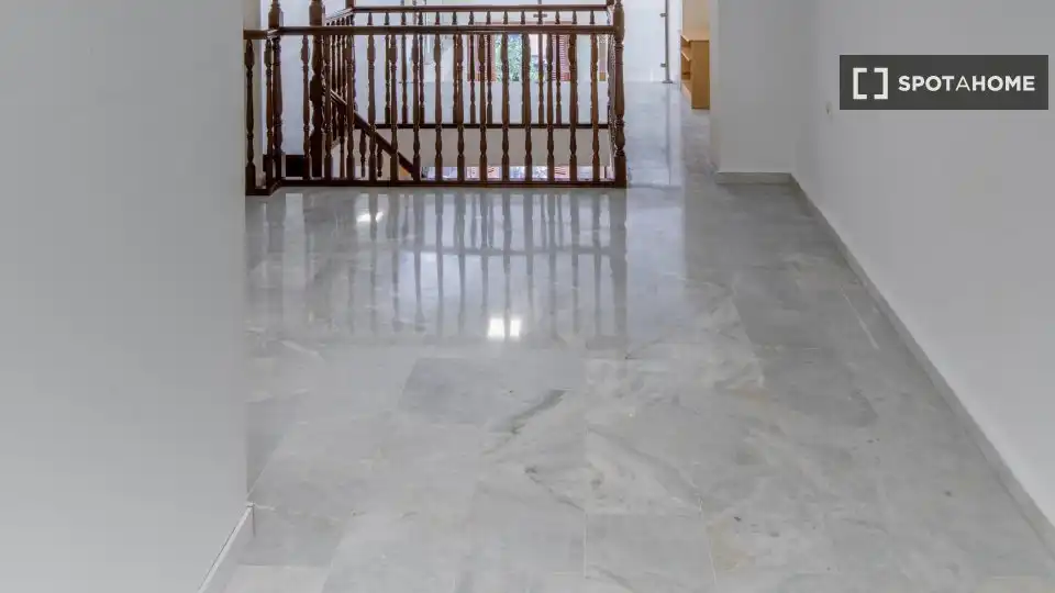 Habitación 276 m², Murcia