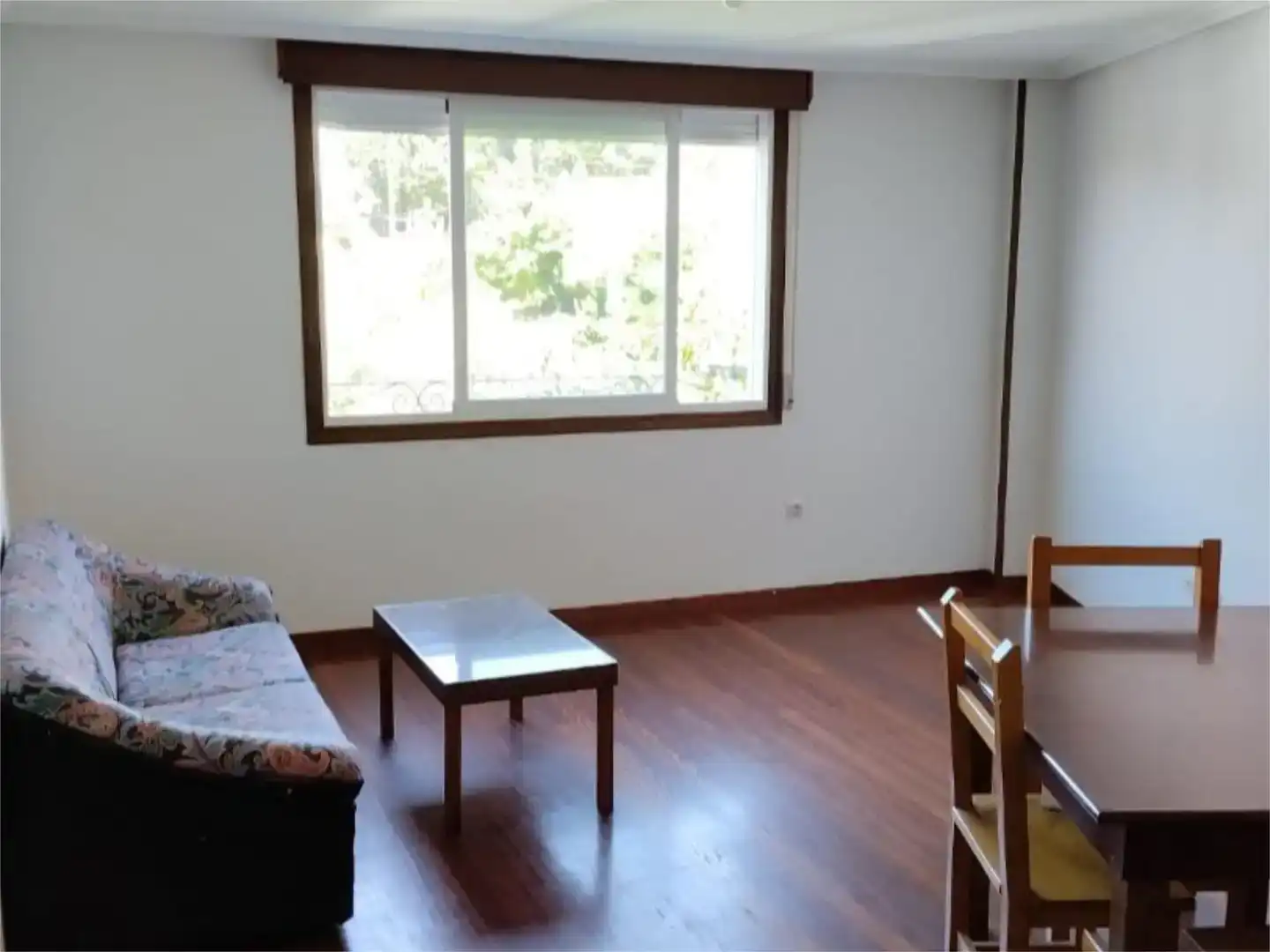 Piso de 90 m² en Entrimo
