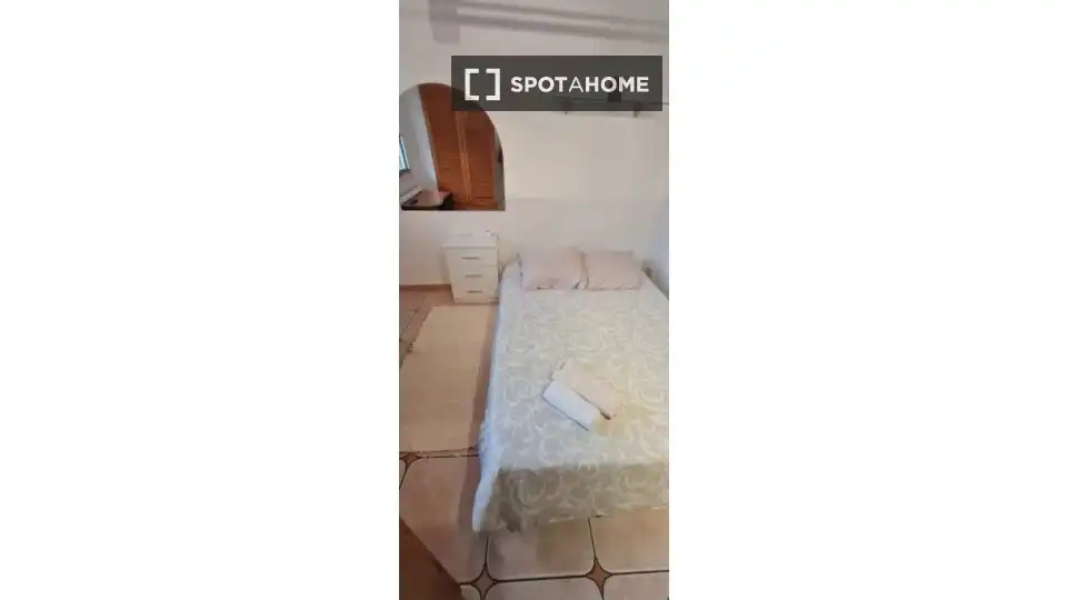 Habitación 69 m², Vigo