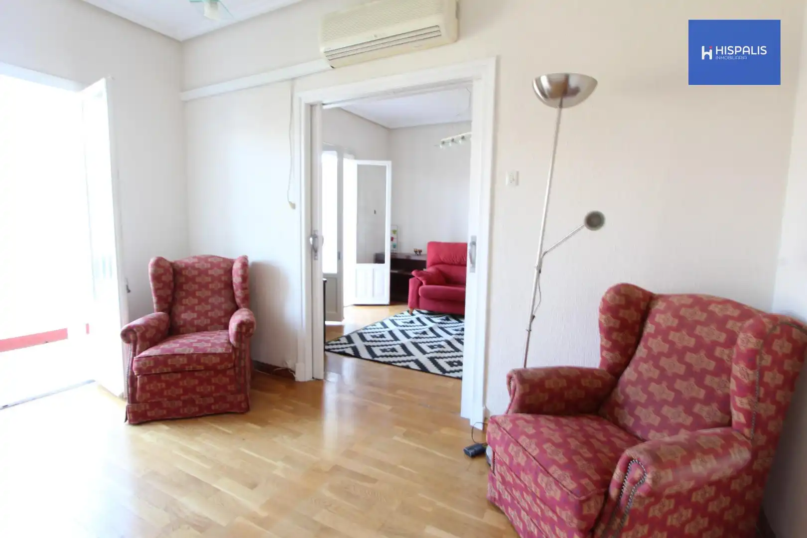 Piso de 100 m² en Sevilla