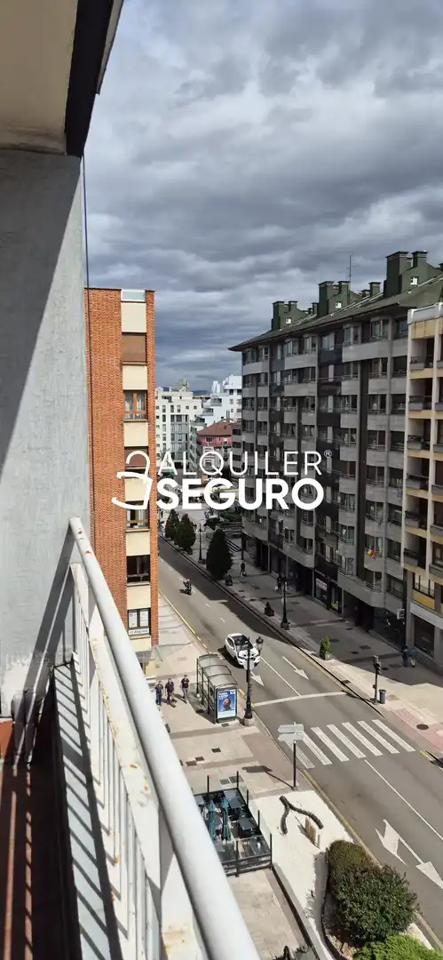 Piso de 160 m² en Oviedo