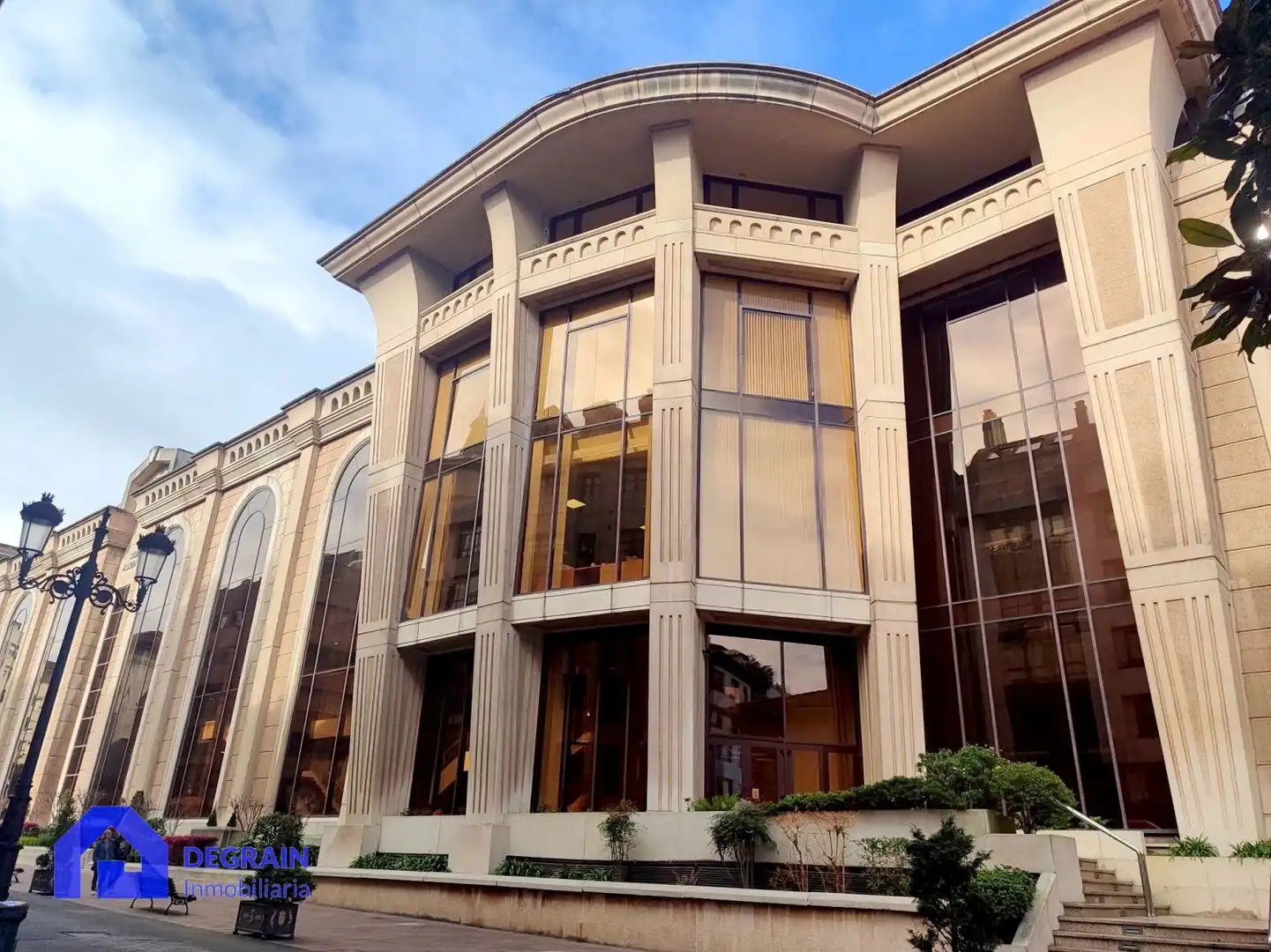 Piso de 146 m² en Oviedo