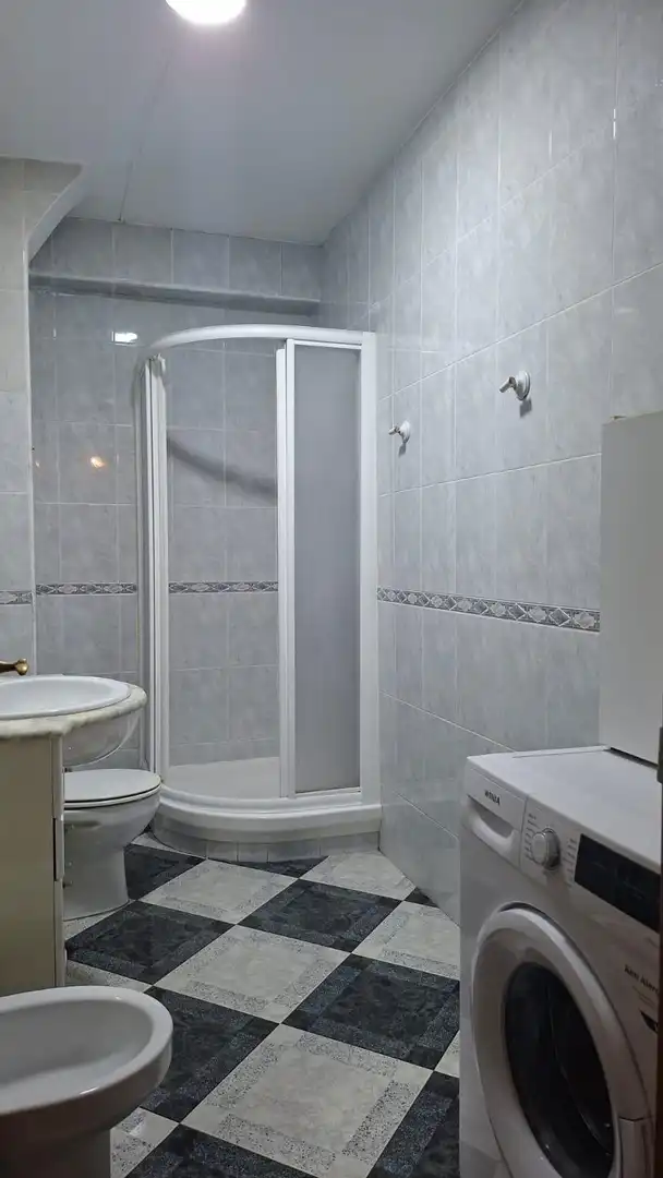 Piso de 81 m² en Granada