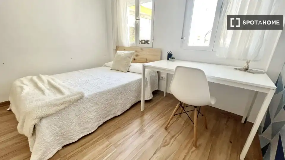 Habitación 81 m², Sevilla