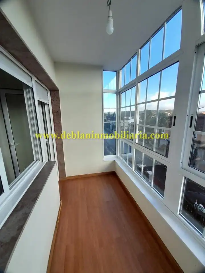 Piso de 90 m² en Tui