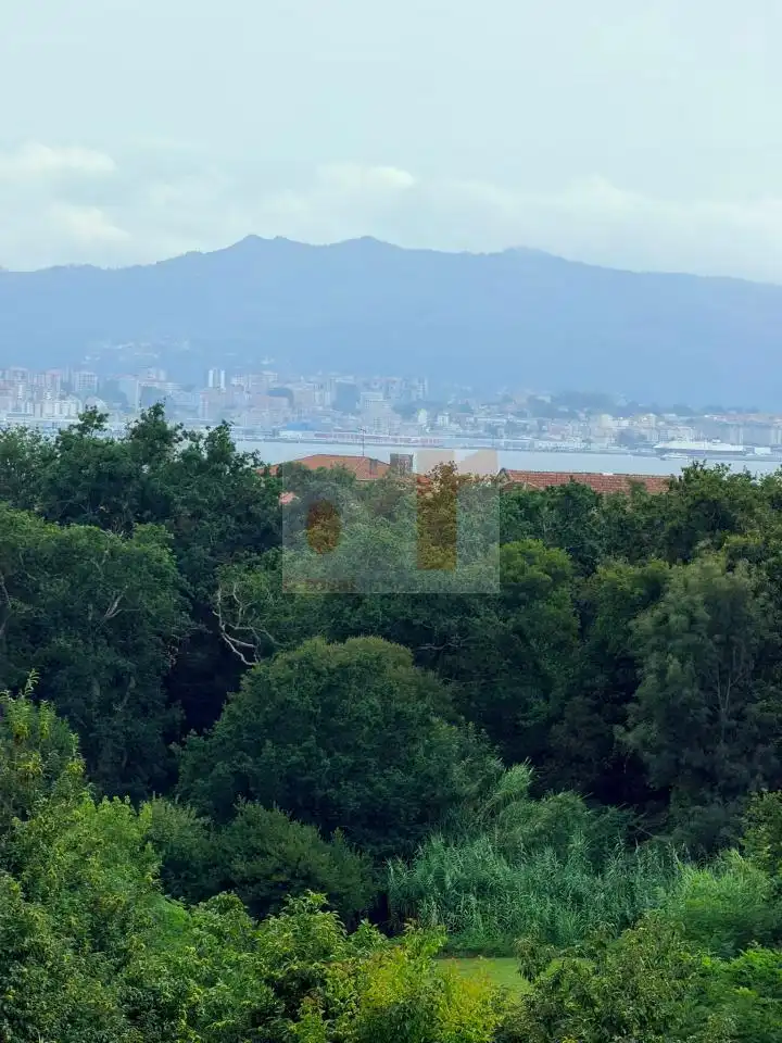 Piso de 130 m² en Moaña