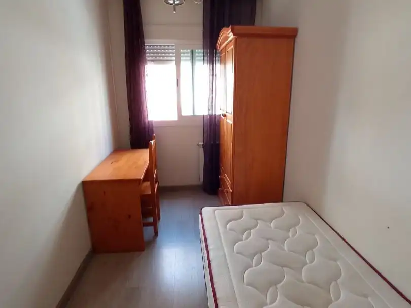 Piso de 70 m² en Granada