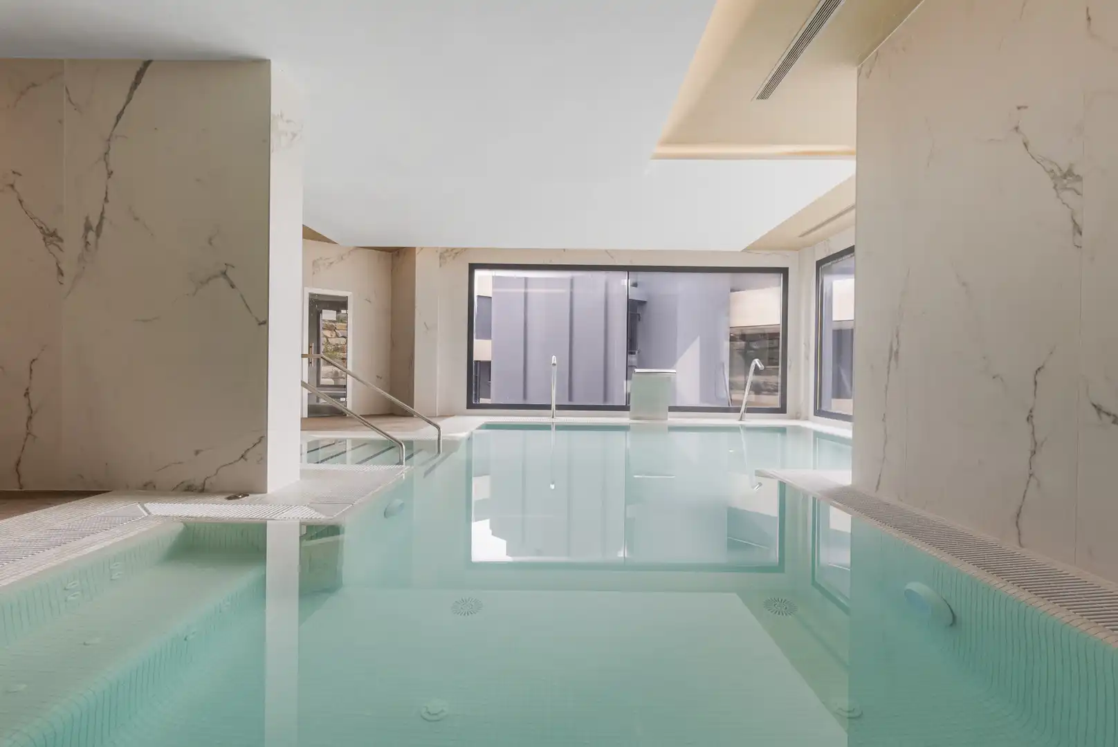 Pis de 214 m² a Estepona