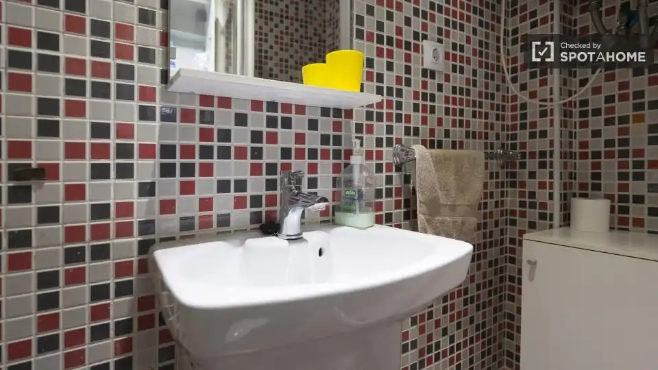 Habitación 70 m², Madrid