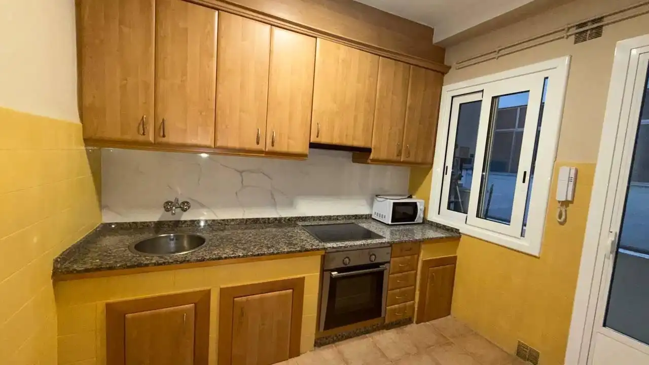 Piso de 95 m² en Ourense