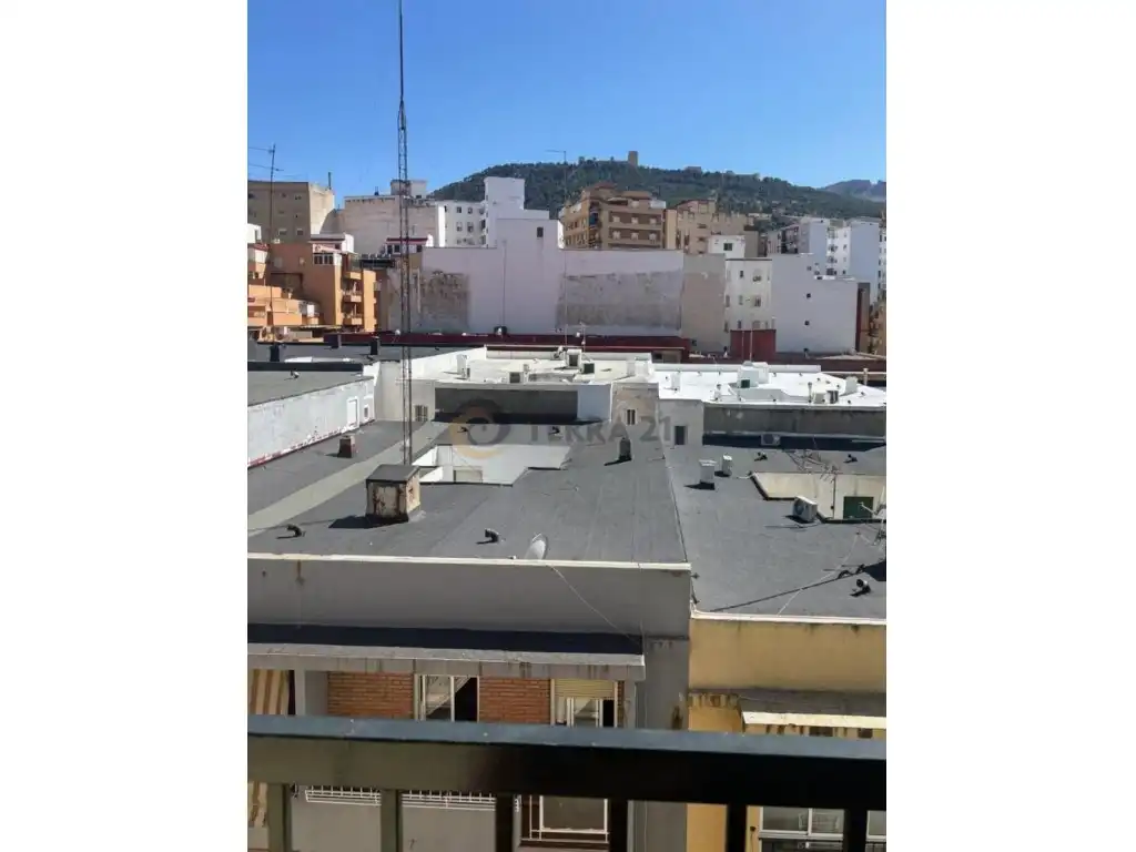 Piso de 100 m² en Jaén