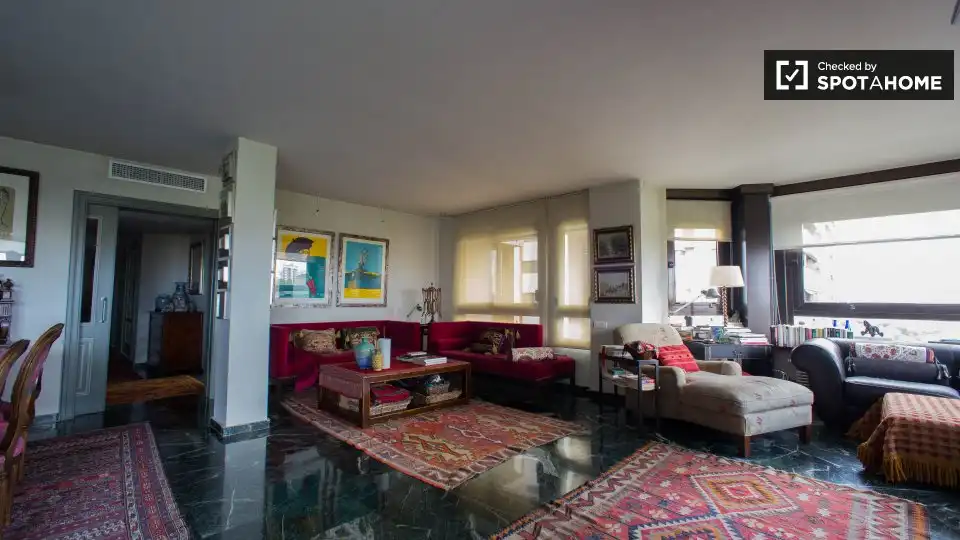 Habitación 375 m², Valencia