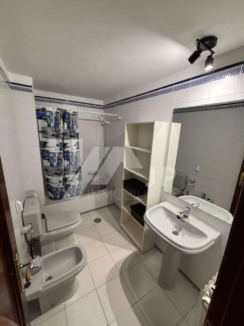 Piso de 103 m² en Granada