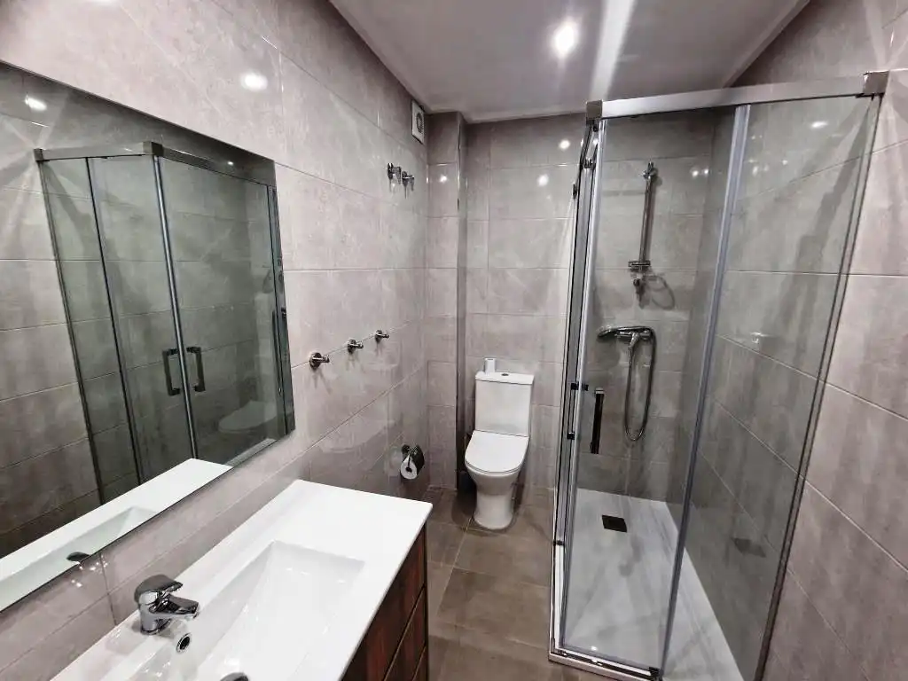 Zimmer zur Miete, Ourense